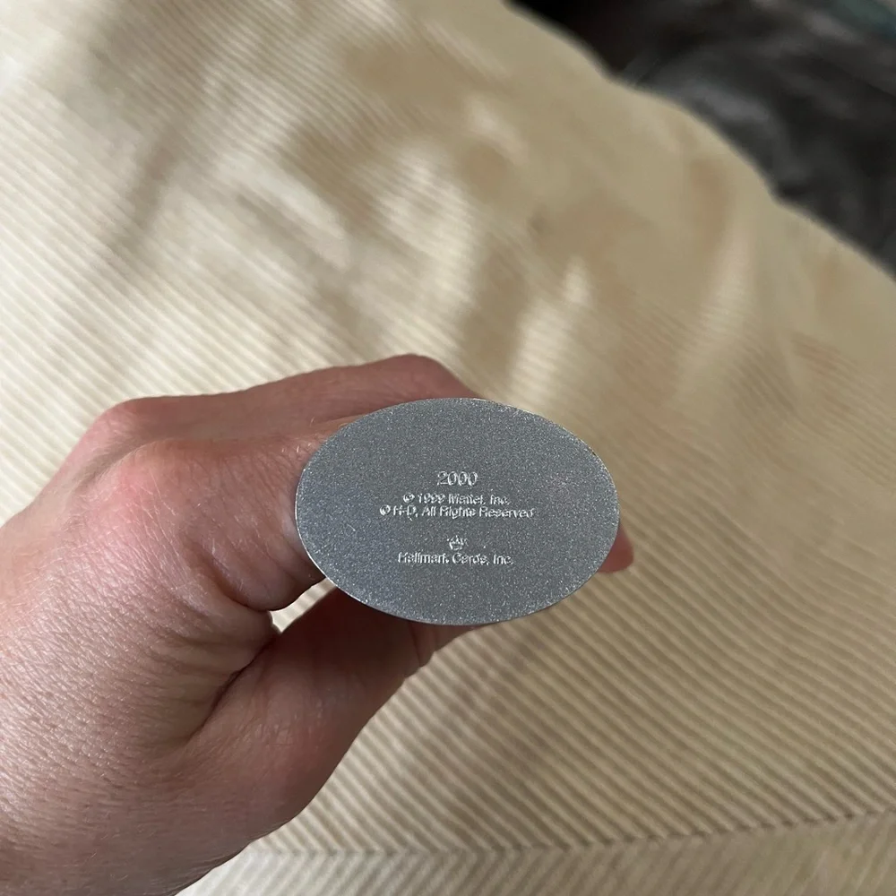 Vintage Hallmark Keepsake Barbie - Picture 5 of 6